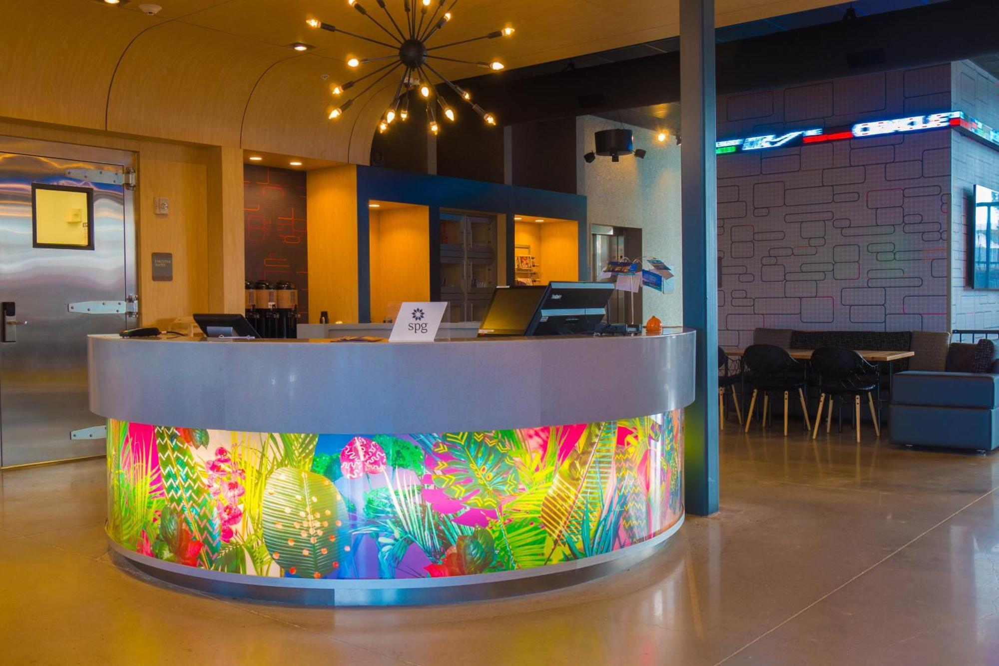 Aloft 4*
